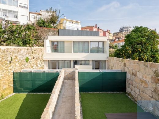 Apartment in Vila Nova de Gaia, Distrito do Porto