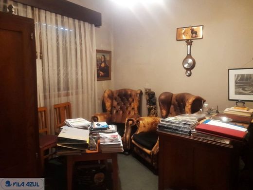 Twee-onder-een-kapwoning in Porto, Distrito do Porto