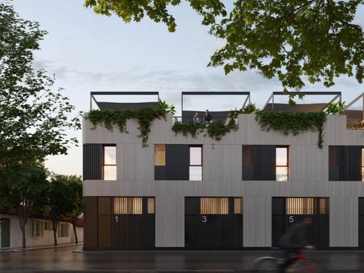 Mehrfamilienhaus in Málaga, Andalusien