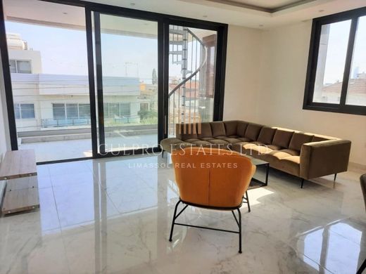 ‏דירת פנטהאוז ב  Germasógeia, Limassol District