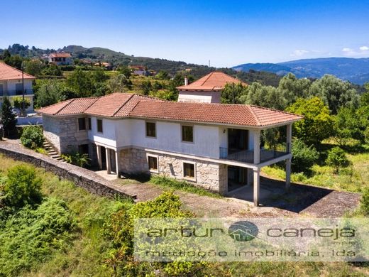 Casa di lusso a Arcos de Valdevez, Distrito de Viana do Castelo