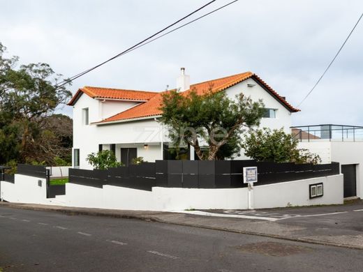 Lüks ev Ribeira Grande, Azores