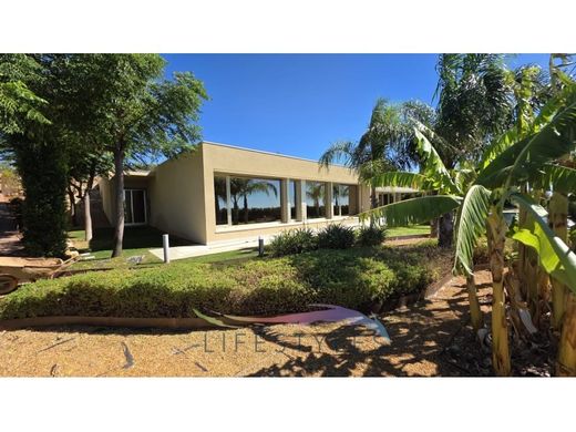 ローレ, Louléのヴィラ