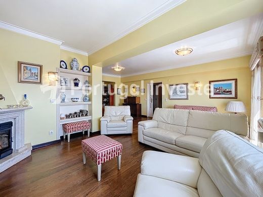 Apartment in Almada, Distrito de Setúbal