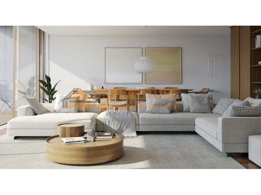 Semidetached House in Vila Nova de Gaia, Distrito do Porto