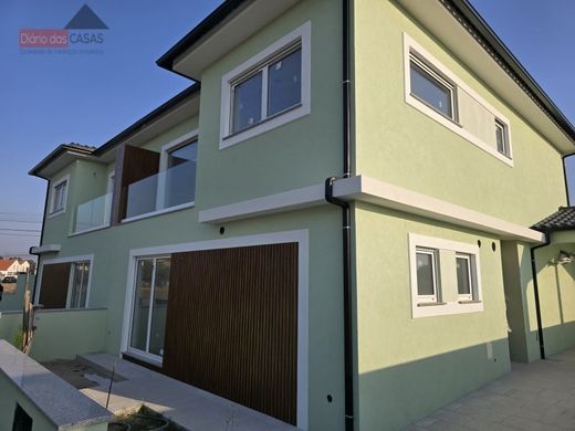 Chalet Pareado en Ílhavo, Aveiro