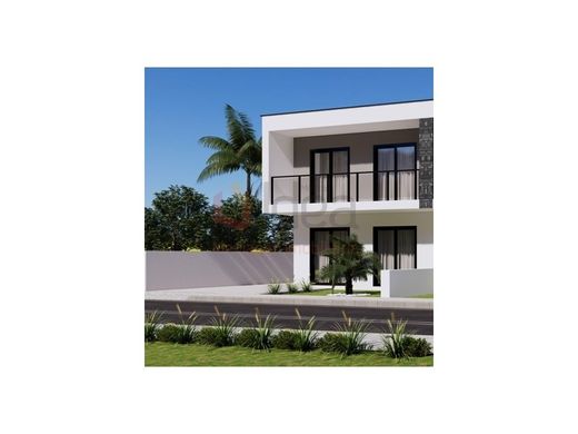 Casa Geminada - Seixal, Setúbal