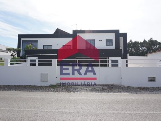 Caldas da Rainha, Distrito de Leiriaの高級住宅