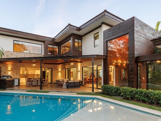 Casa de lujo en Alajuela, Cantón de Alajuela