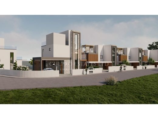 ﻓﻴﻼ ﻓﻲ Parekklisha, Parekklisiá