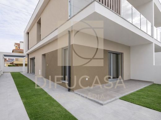 Detached House in Seixal, Distrito de Setúbal