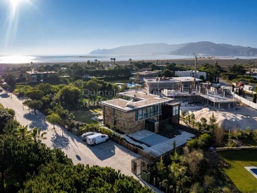 Luxus-Haus in Tróia, Grândola