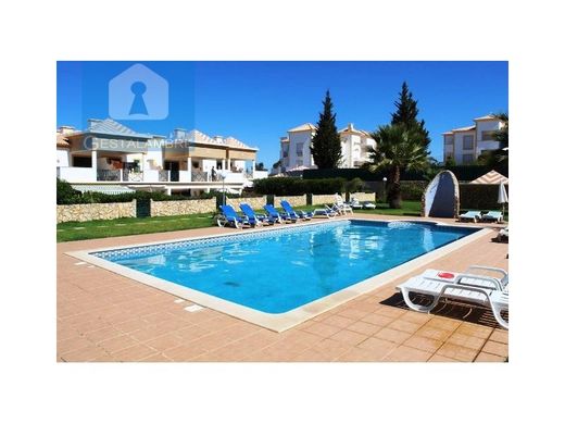 Yarɪ müstakil ev Albufeira, Distrito de Faro