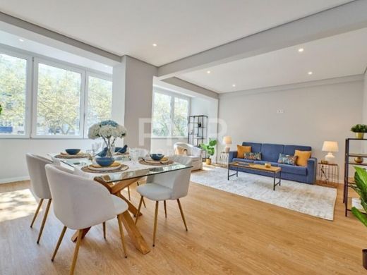 Apartment / Etagenwohnung in Lissabon, Lisbon