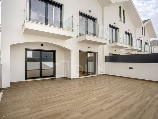 Luxury home in Cascais, Lisbon