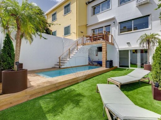 Ajuda, Oeirasの高級住宅