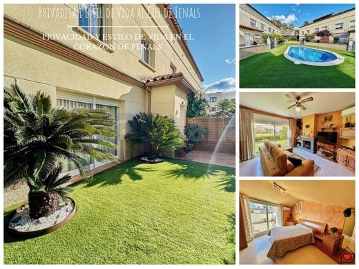 ‏וילה רב-משפחתית ב  Lloret de Mar, Província de Girona