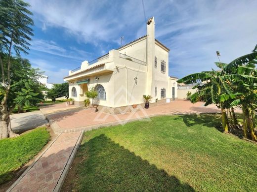 Maison individuelle à Chiclana de la Frontera, Cadix