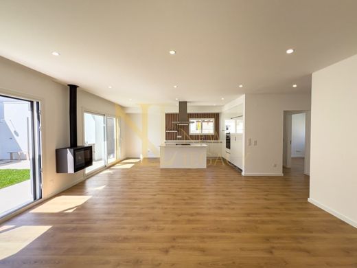 Villa Plurifamiliare a Seixal, Distrito de Setúbal