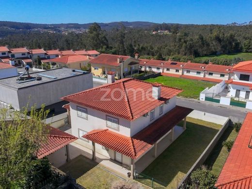 Casa de lujo en Vila Nova de Famalicão, Braga