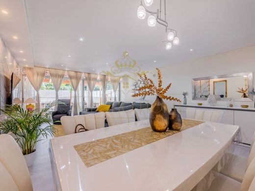 Villa multifamiliale à Albufeira, Distrito de Faro