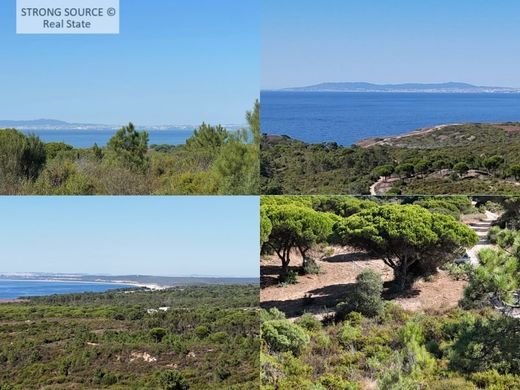 Grond in Sesimbra, Distrito de Setúbal