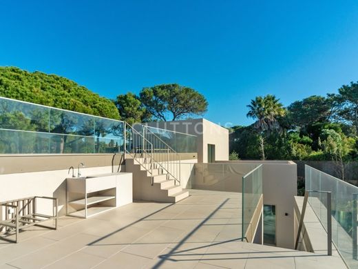 Luxury home in Cascais, Lisbon