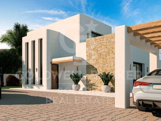 Villa en Pedreguer, Provincia de Alicante