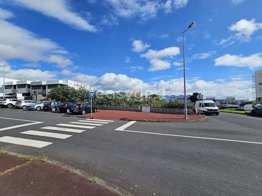 Terreno en Ponta Delgada, Azores