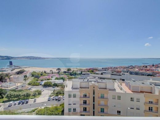 Двухуровневые апартаменты, Oeiras, Distrito de Lisboa