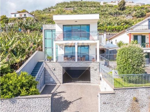 Ponta do Sol, Madeiraの高級住宅