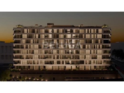 Apartment / Etagenwohnung in Funchal, Madeira