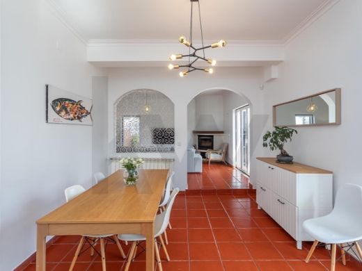Luxury home in Oeiras, Lisbon