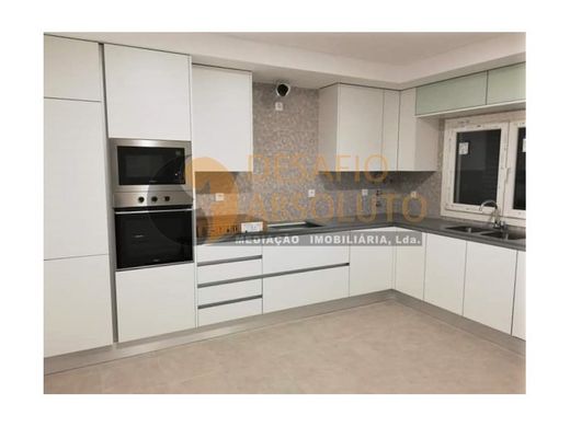 Seixal, Distrito de Setúbalのマルチファミリーヴィラ