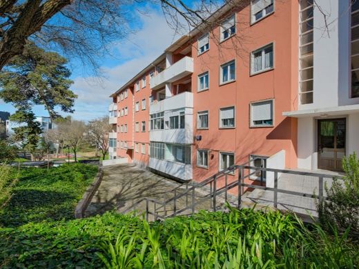 Apartment in Oeiras, Lisbon