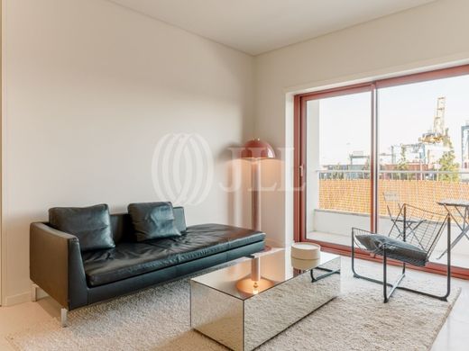 Apartment / Etagenwohnung in Beato António, Lisbon
