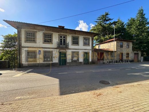 Edificio en Guimarães, Braga