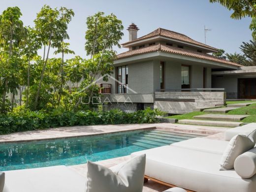 Элитный дом, Santa Brígida, Provincia de Las Palmas