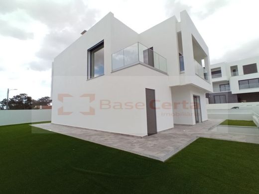 다세대 빌라 / Seixal, Distrito de Setúbal