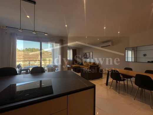 Apartment / Etagenwohnung in Baħar iċ-Ċagħaq, In-Naxxar