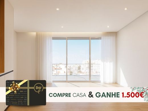 Almada, Distrito de Setúbalのアパートメント