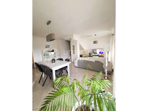 Apartment / Etagenwohnung in Loulé, Distrito de Faro
