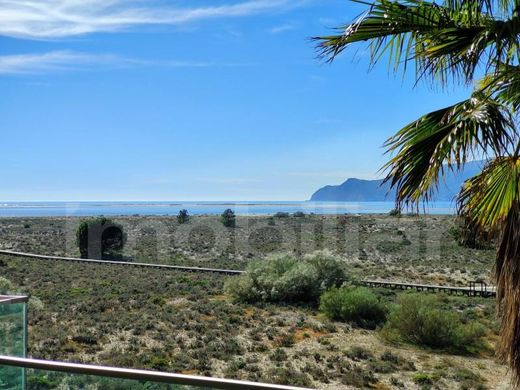 Appartement à Tróia, Grândola