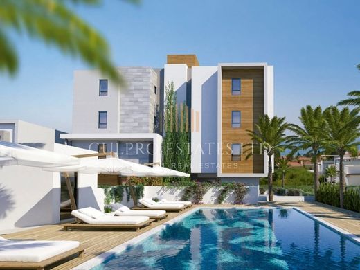 半独立式房屋  Pyrgos, Limassol District