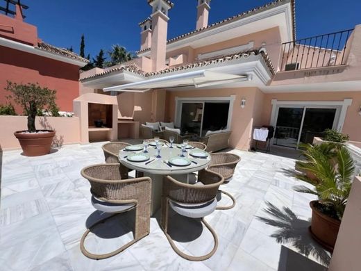 Penthouse in Estepona, Malaga