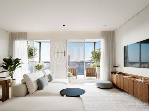 Apartment in Almada, Distrito de Setúbal