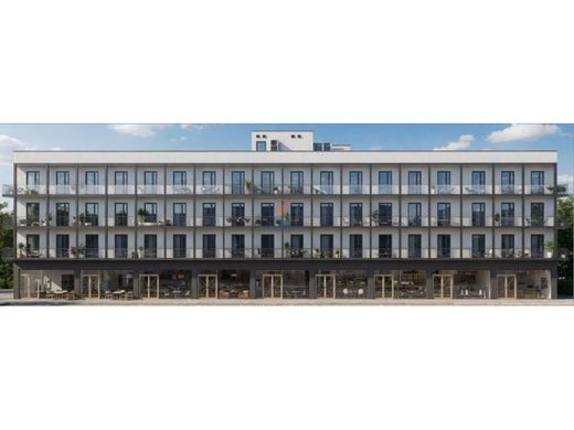 Land in Loures, Lisbon