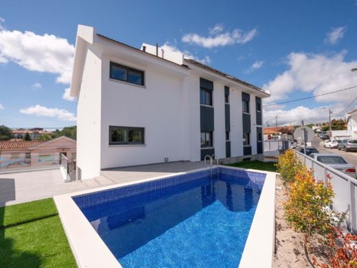 Luxus-Haus in Cascais, Lissabon