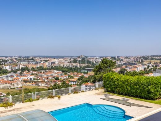 豪宅  Leiria, Distrito de Leiria