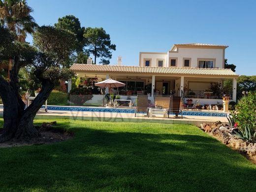 Casa en Loulé, Algarve